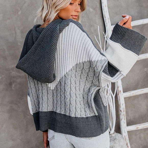 (VICI) gray cream colorblock patchwork knit cardigan jacket - Picture 2 of 13